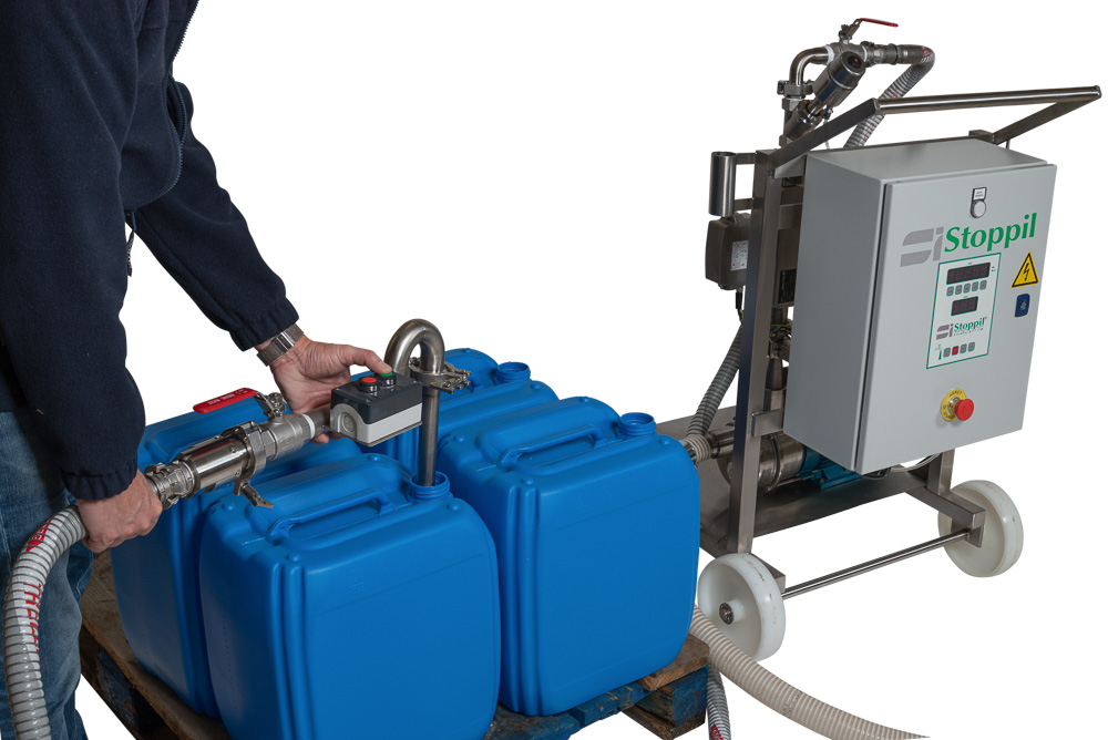 poste-mobile-de-remplissage-pour-produits-liquides